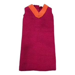 This red cropped jumper from a Thistle and Spire advert? : r