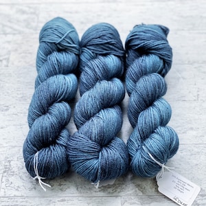 Phoenix Hand Dyed Luxury Yarn - Superwash Merino/Silk Yarn - DK Weight - Dusk