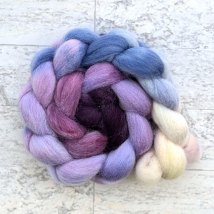 Hand Dyed Wool Roving - Gradient Corriedale Cross Wool - #CX281