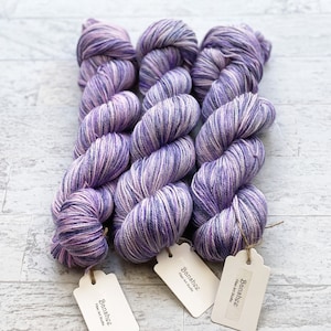 Siren Handgefärbtes Garn - SW Merino and Tencel - Fingering/Sock Weight - #CC104