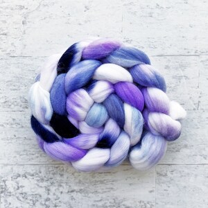 Super Wash Merino Roving - Hand Dyed Merino Wool - #SW125