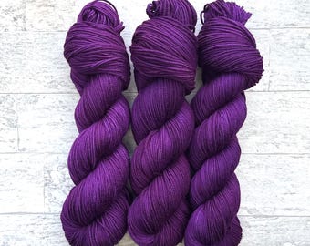 Yeti Hand Dyed Yarn - Semi-Solid Superwash Merino - Sport Weight -  Orchid #BB120