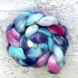 Hand Dyed Merino Roving - Merino Wool - #M338