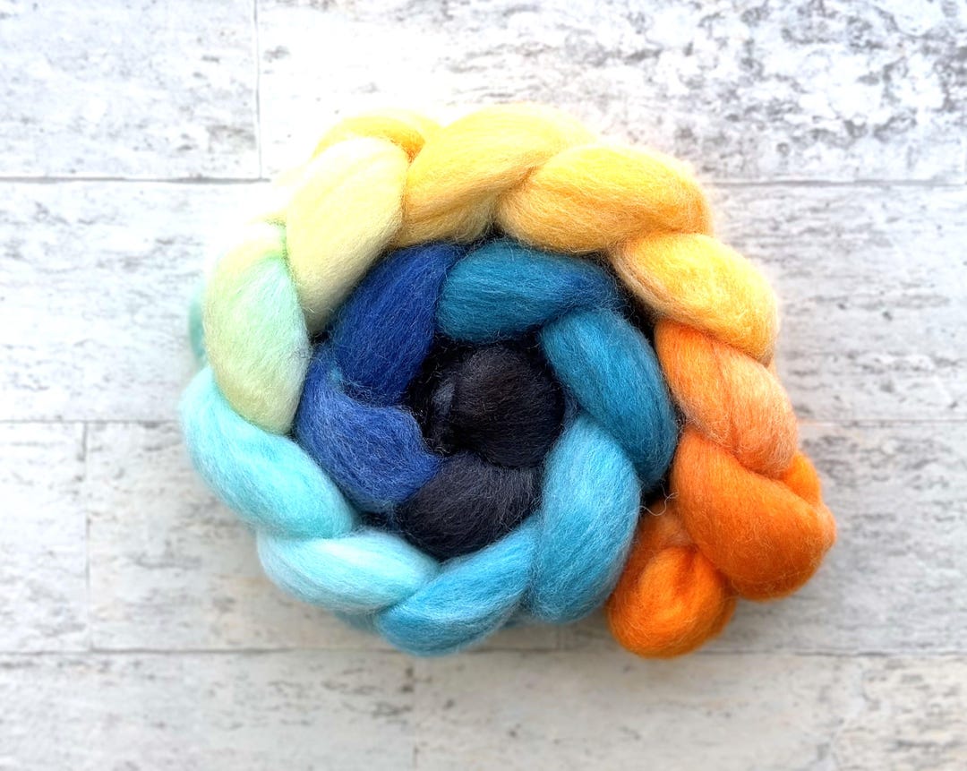 Hand Dyed Wool Roving - Gradient Corriedale Cross Wool - #CX267 - Etsy