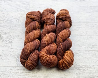 Griffin Hand Dyed Yarn - Superwash Merino - Bulky Weight - #P114