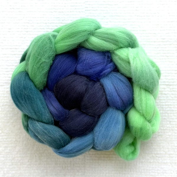 Hand Dyed Wool Roving - Gradient Rambouillet Wool - #R130