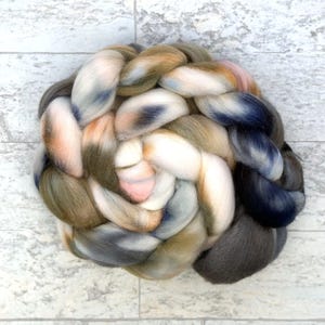 Hand Dyed Merino Roving - Merino Wool - #M337