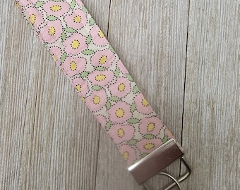 Pink Flower Fabric Wristlet Keychain: Hands-Free Key Fob