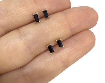 black stone ear studs