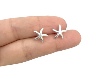 Starfish stud earrings in Sterling Silver , Dainty studs, Kids earrings, Star earrings, Starfish studs, Starfish earrings