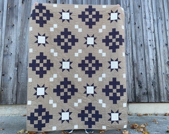 Bailey Quilt - Modern Quilt - Star Quilt - Lap Quilt - Neutral Quilt Blanket - Handmade Patchwork Quilt