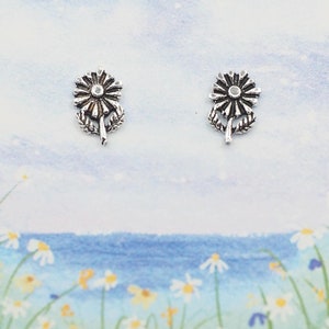 Sunflower Tree stud Earrings, Dainty Flower earrings, Gift for her / Q100