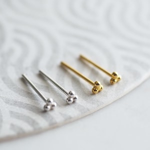 2mm Tiny Trinity Ball earrings, Bubbles earrings, Triangle 3 Balls earrings, Minimalist earrings, Simple everyday jewelry / Q304