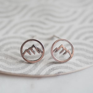 Mountain Hill Earrings, Sterling Silver, Nature Jewelry for Outdoor Lovers, Minimalist Mountain Studs, Gift for Hikers and Travelers / Q284P