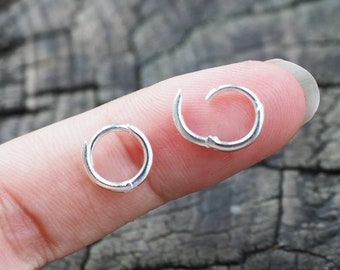 9 mm - Tiny Silver Huggie Hoop earrings, Little Hoop earring - Click lock Easy to wear by yourself, Cartilage Helix, Body jewelry  / PX7