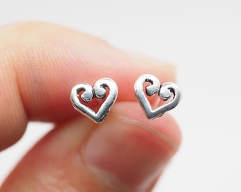 Cute Kingdom Heart stud earrings, Sterling silver Small Heart stud, Dainty Minimalist Earrings, Gamer Jewelry, Heart Symbol Earrings/ Q283