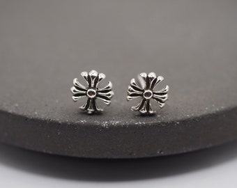 Pendientes Vintage Punk Cross de plata de primera ley, pendientes cruzados Retro Chrome, regalo para él, pendientes para hombre