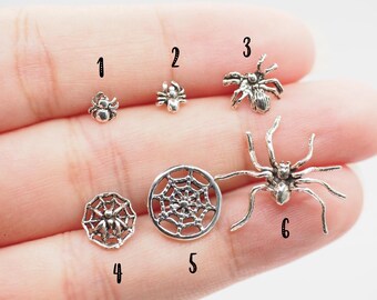 Tiny Spider-oorknopjes, sterlingzilveren spinnenweboorbellen, Spooky Punk Halloween-oorbellen, leuke insectenoorbellen
