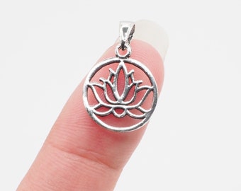 2 STK- Sterling Silber Lotus im Kreis Charm, LotusBlüte Anhänger, Meditation Zen Schmuck, Yoga Geschenkidee / SP47