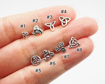 Triangle Celtic knot Stud Earrings, Silver925 Viking Celtic Stud Earrings, Norse Viking jewelry, Gift idea / Q171-8