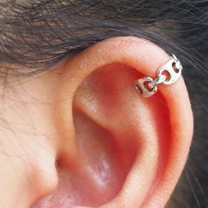 Sterling silver Mariner Link Ear cuff, Anchor Link Cartilage earrings, Minimalist ear cuff, No piercing earring cuff / EX10