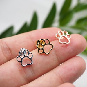 Animal Paw print stud earrings, Sterling silver Dog Cat Paw Earrings, Pet lover gift / KA08