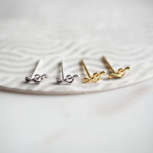 Tiny Treble clef earrings, Gold Music Note earrings, Sterling silver Dainty Music earrings, Musician Earrings, Music lover gift / Q306