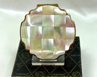 Vintage Stratton Petite. Mother of Pearl loose powder compact. 1960s. boxed