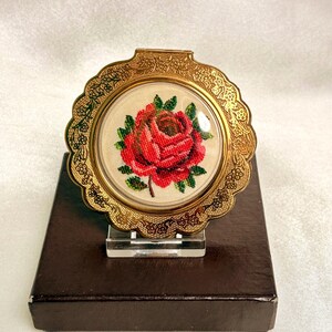Le Rage clamshell compact. Petite point rose design. Duchess  loose powder compact. Made in England, 1950s