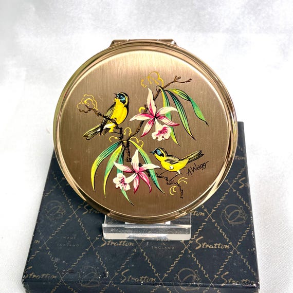 Vintage Stratton blue tits design compact. Unused, 1950s