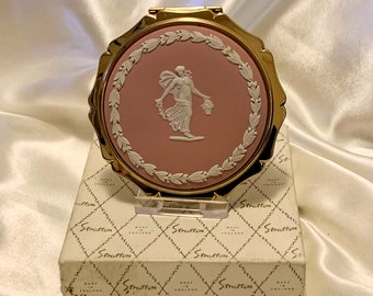 Stratton pink Wedgwood compact. Jasperware Queen Convertible. Flora goddess of flowers.Unused in box. Vintage 1970s