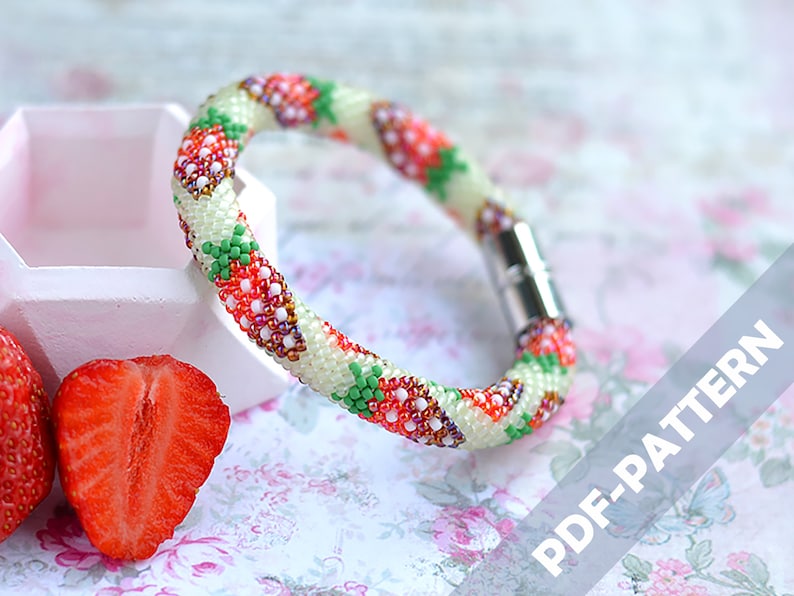 Bead crochet pattern with strawberries for bracelet or necklace image 1