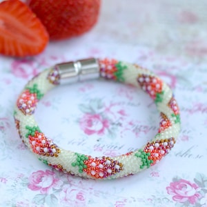 Bead crochet pattern with strawberries for bracelet or necklace image 3