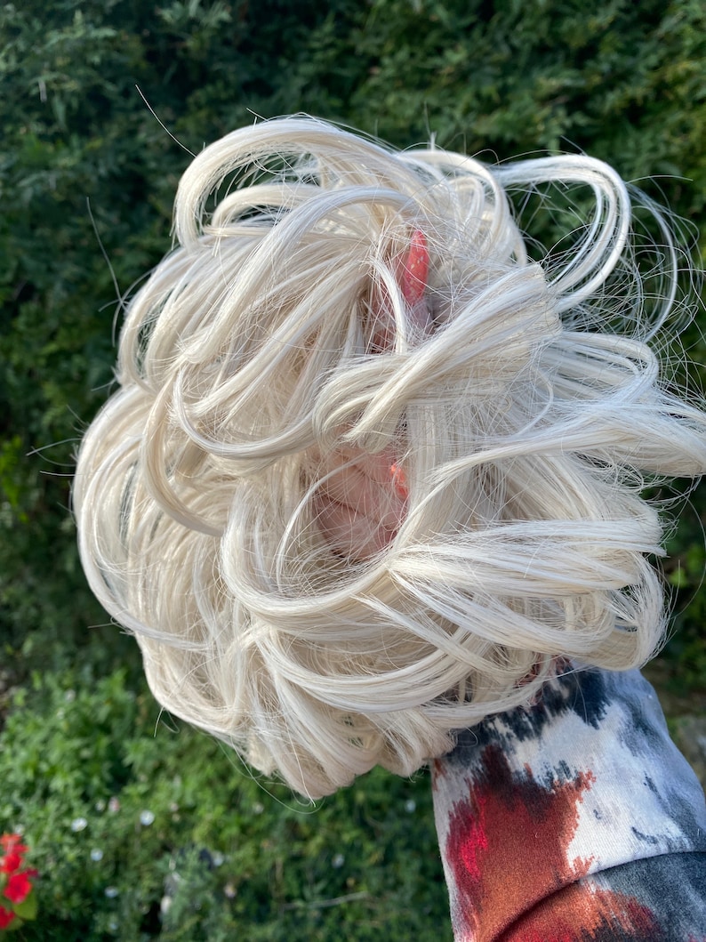 Ash Blonde Hair Scrunchie Extension: Ponytail Bun scrunchie