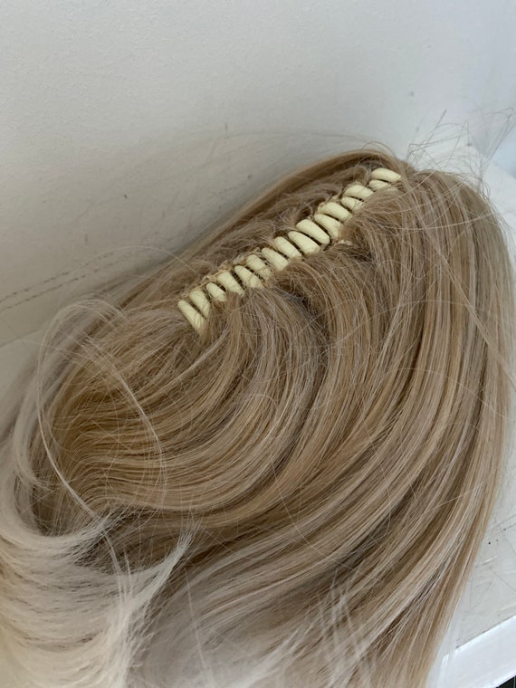 Mini Messy Kawaii Pigtail Extensions in Blonde