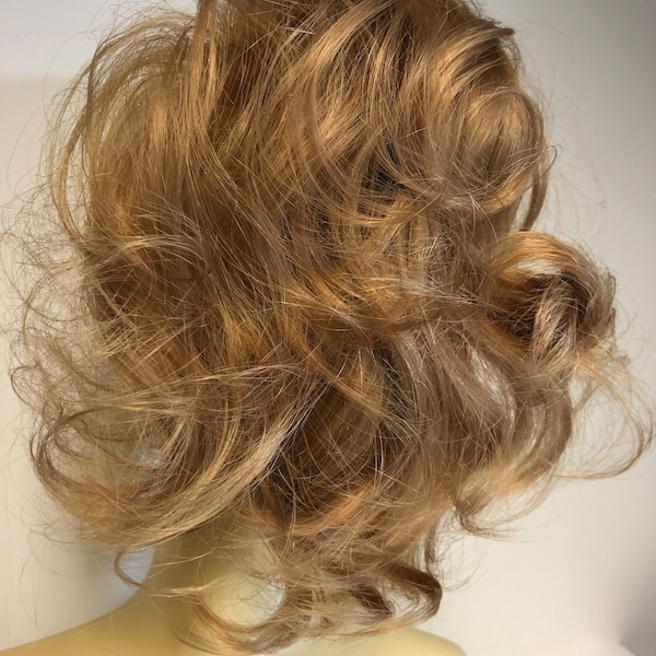 Goldblondes (27) Haar-Scrunchie aus Echthaar und Premium-Mischhaarmischung (25/27)