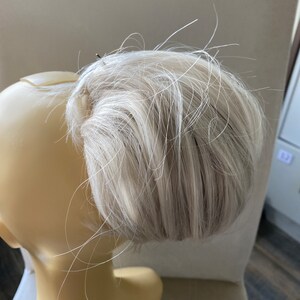 Ash Blonde Hair Scrunchie Extension: Ponytail Bun bun put up