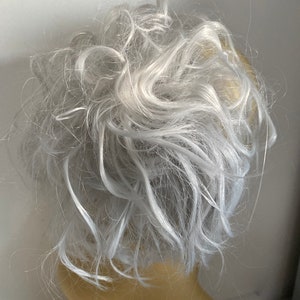 Silver grey very messy Hair scrunchies synthetic hairpieces (14/27)