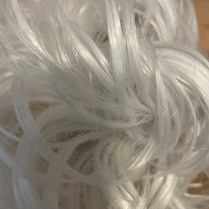 Silberfarbene Scrunchie Haarteil-Verlängerung, Kordelzug-Stil