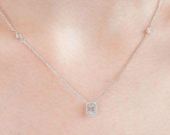 0.40CT Emerald Cut Diamond Halo Pendant Necklace/ 14K Gold Minimalistic Diamond Necklace/ GIA Diamond/ Engage Jewelry Gift/ Anniversary Gift