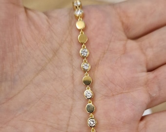 Dainty Diamond Chain Bracelet in 18K Gold / Minimalistic Diamond Bracelet / Birthday Gift For Her / Anniversary Jewelry Gift