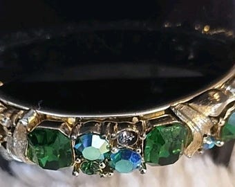 Vintage Signed LISNER Green Rhinestones Goldtone Clamper Bangle Cuff Bracelet