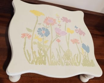 Spring Easter White Wood Painted Floral Centerpiece Antique Upcycled Table Riser