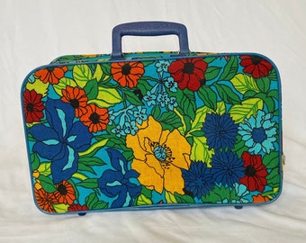 Vintage 60's Floral Canvas Travel Case / Suitcase