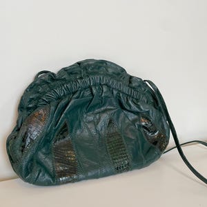 True Vintage 80&#39;s Dark Green Leather Shoulder Bag