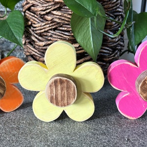 Handmade Wooden Flowers|ModernFarmhouse|Tiered Tray Flowers|Wooden Daisies Decor| Spring decor Summer decor| Shelf Sitters | Colorful flower