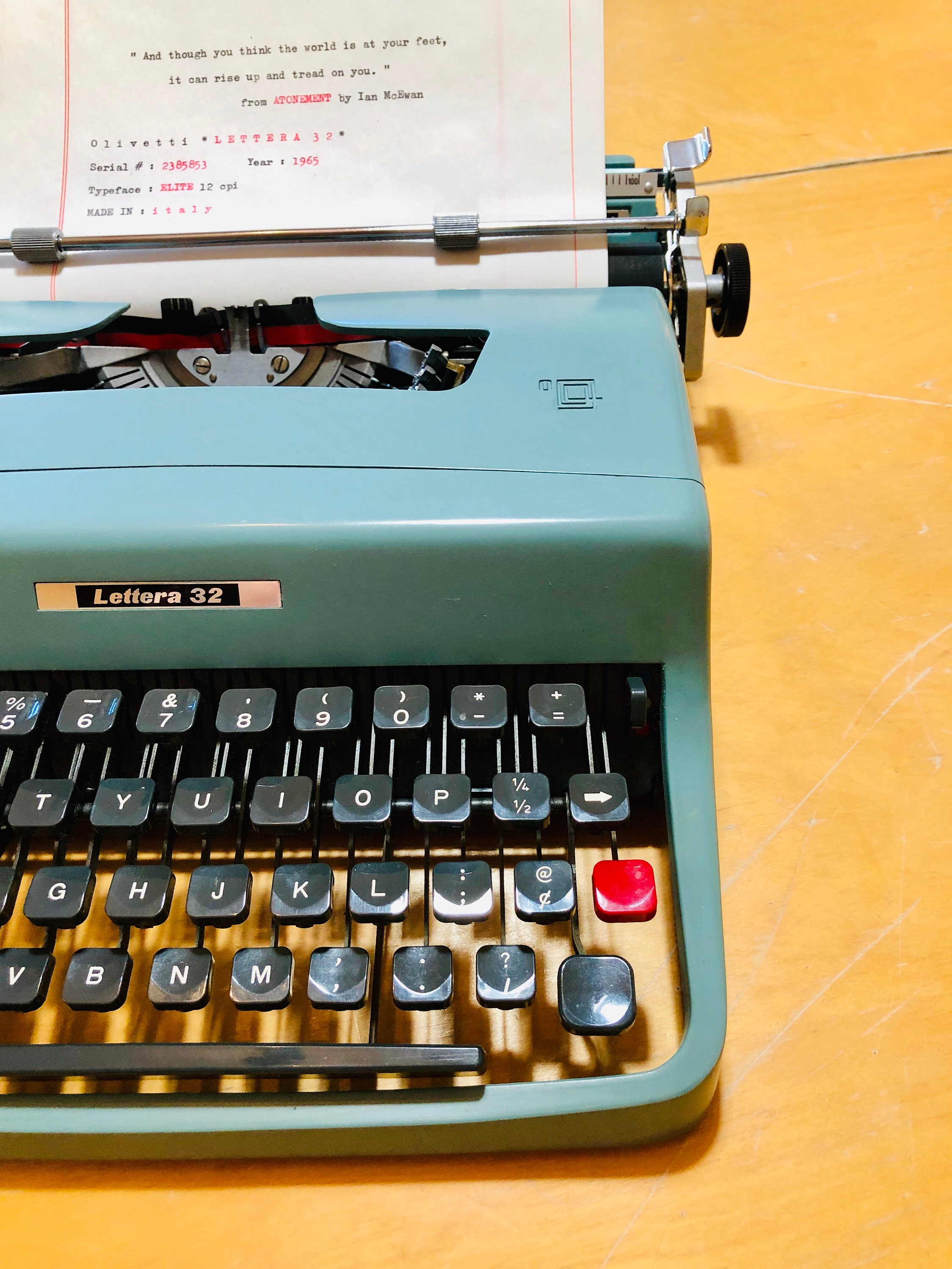 1965 Olivetti-Underwood LETTERA 32, Working ULTRA-PORTABLE Manual