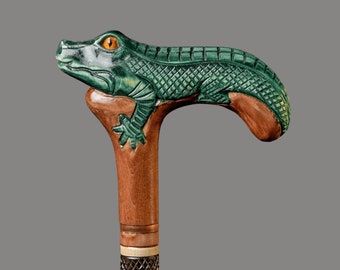 Exquisite and Functional: The Unique Wooden Crocodile Walking Cane for Men