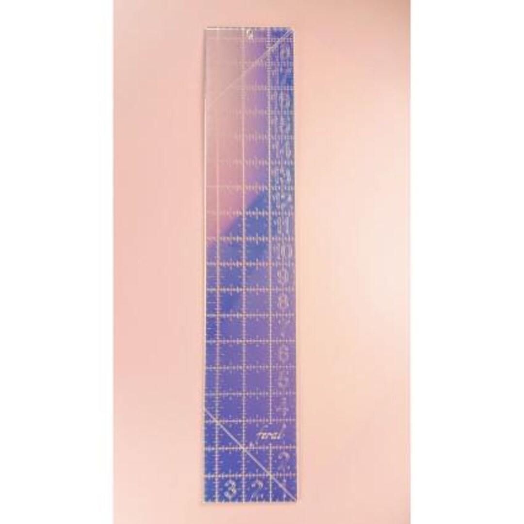 Feral Notions - Iridescent Quilting Ruler - 3 1/2
