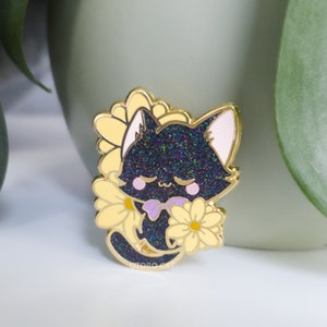Glitter Black Cat Sunflower Pin, Black Cat Enamel Pin, gifts for her, cat pin badge, cute brooch, cute enamel pins, black cat brooch